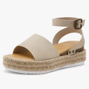 Shoeland Platform Sandal with ankle strap- Size 9